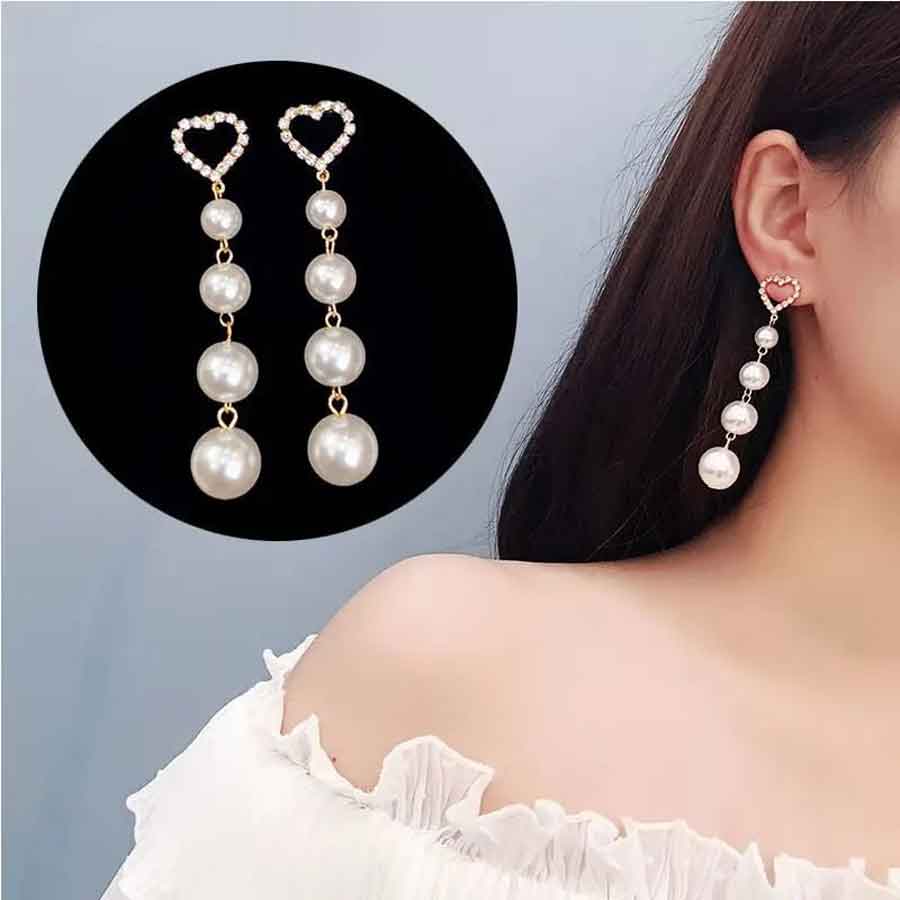Auraa Trends Rhodium Plated American Diamond Contemporary Drop Earrings:  Buy Auraa Trends Rhodium Plated American Diamond Contemporary Drop Earrings  Online at Best Price in India | Nykaa